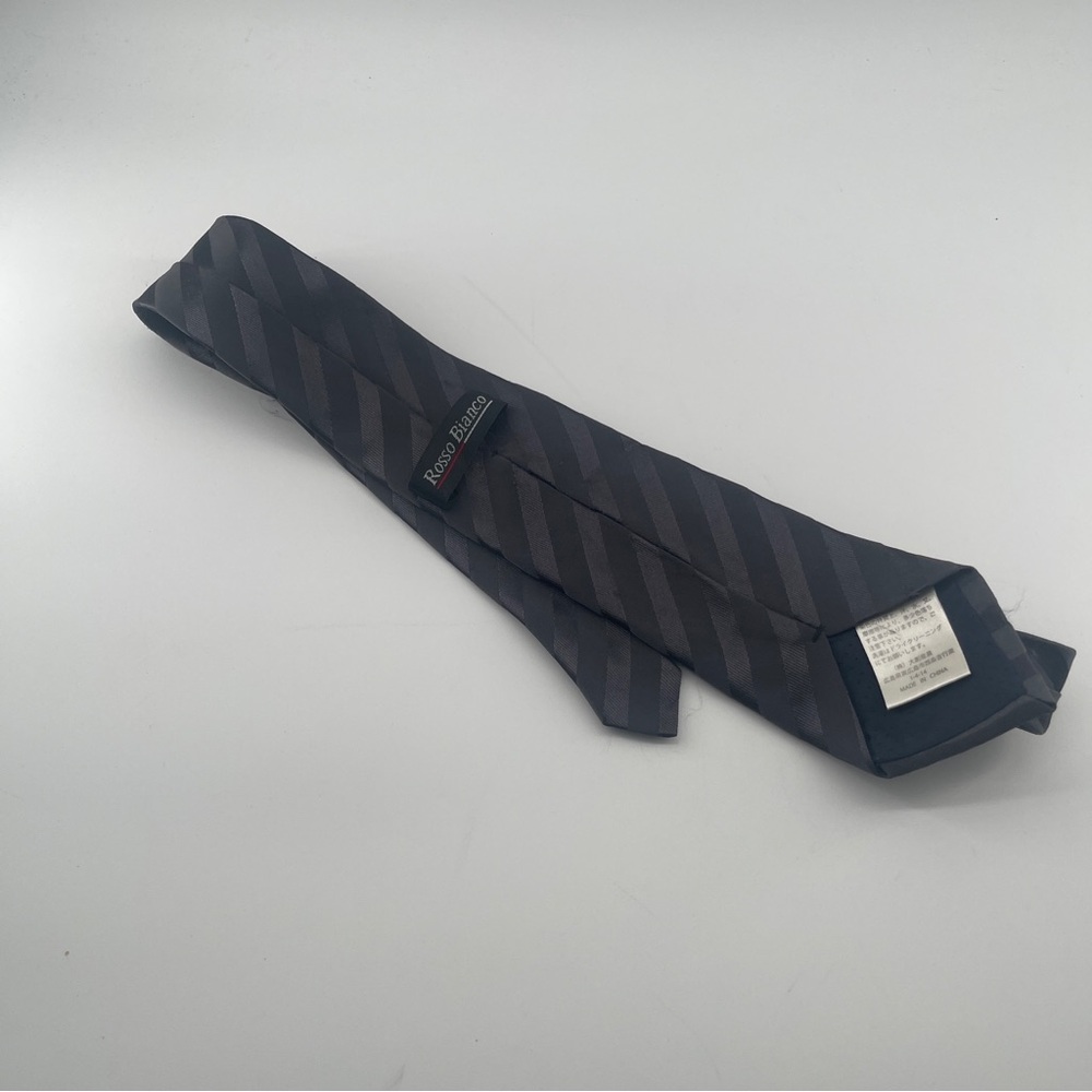 Men’s Tie - Picture 2 of 2
